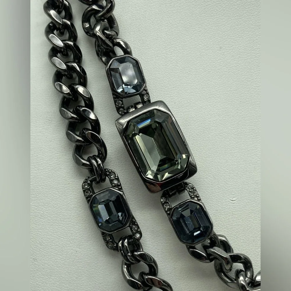Givenchy designer chain